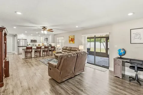 2018 High Glen Court N. Lakeland FL 33813