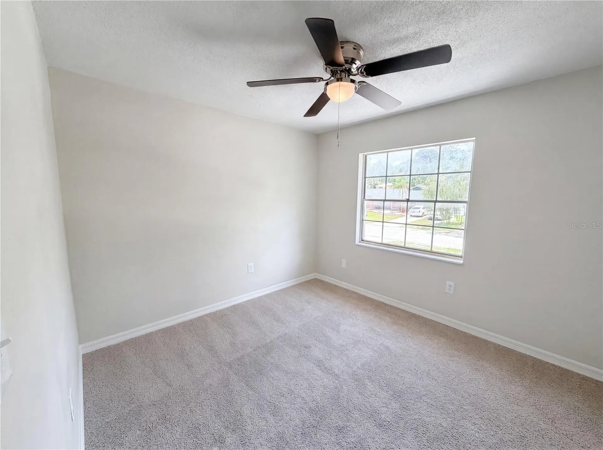 333 E Chelsea Street Deland FL 32724