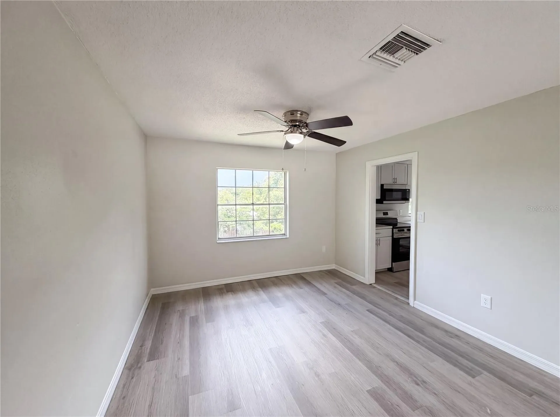 333 E Chelsea Street Deland FL 32724