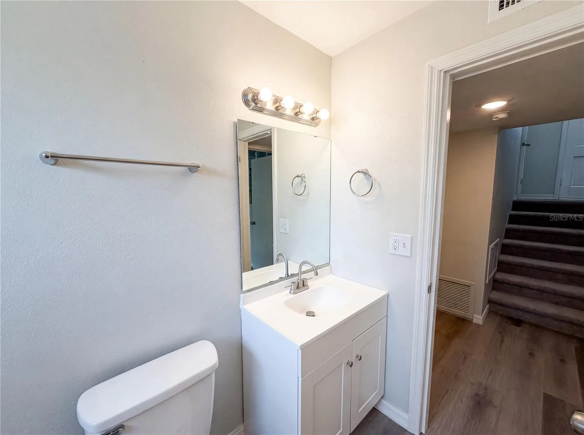 333 E Chelsea Street Deland FL 32724