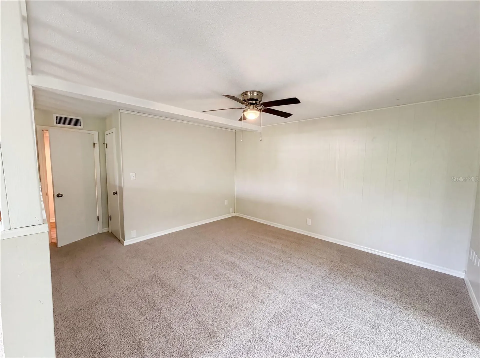333 E Chelsea Street Deland FL 32724