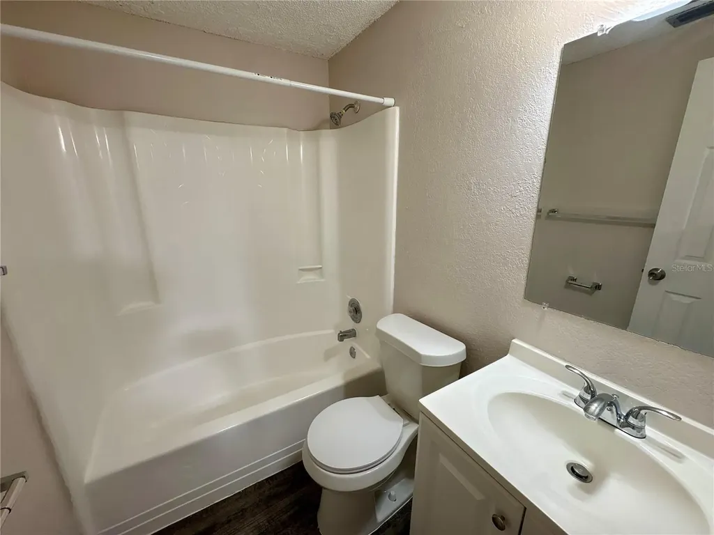 304 57th Avenue Drive E Bradenton FL 34203