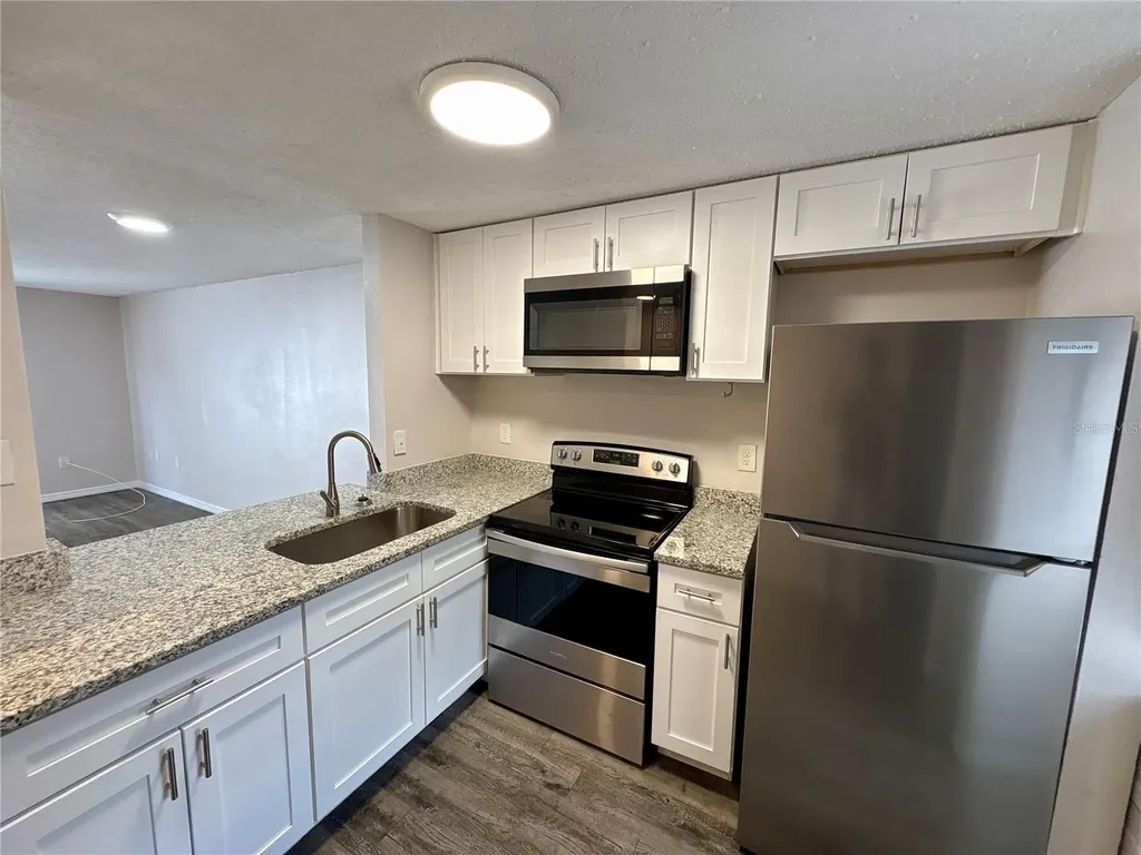 304 57th Avenue Drive E Bradenton FL 34203