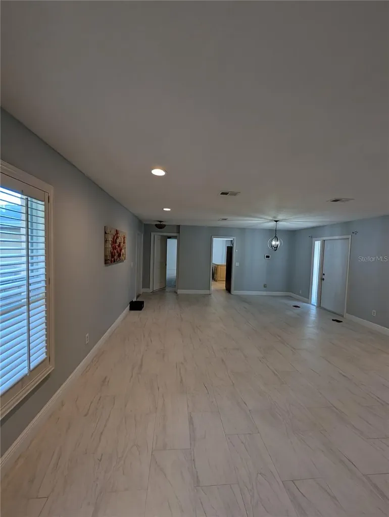 4107 Hudson Way Tampa FL 33618