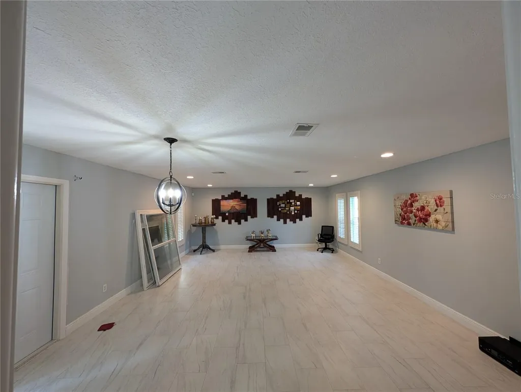 4107 Hudson Way Tampa FL 33618