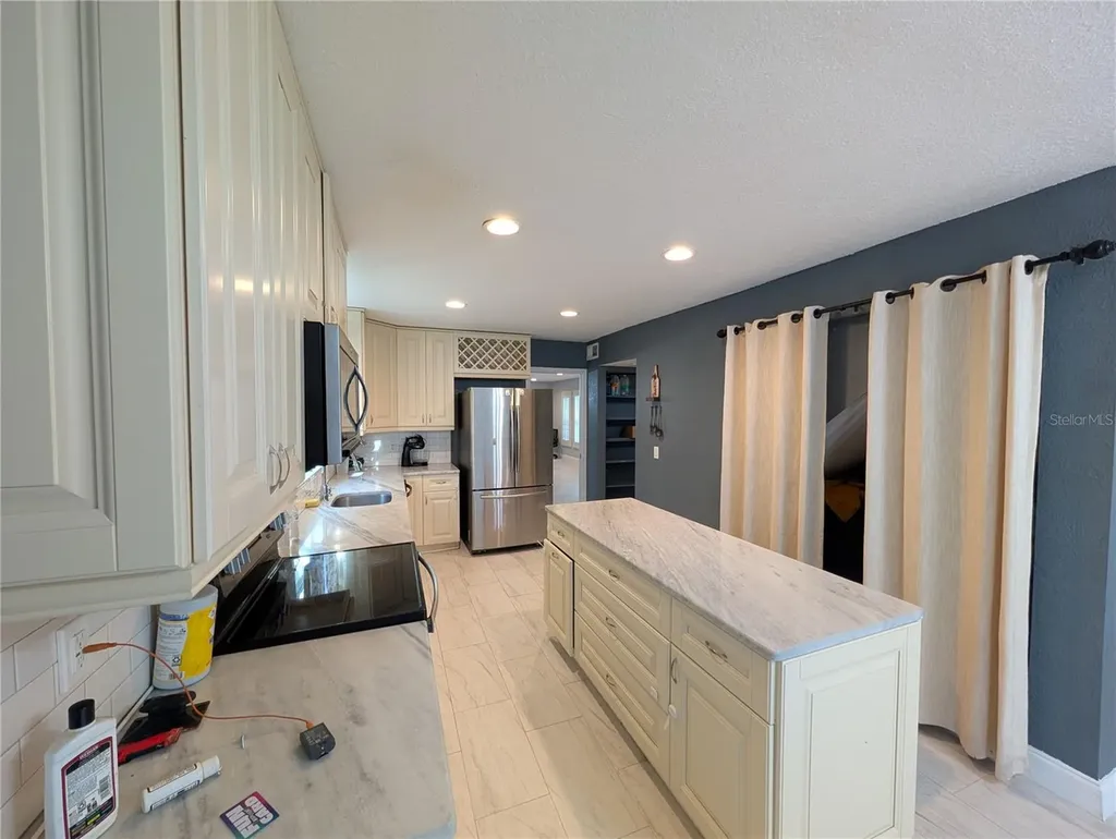 4107 Hudson Way Tampa FL 33618