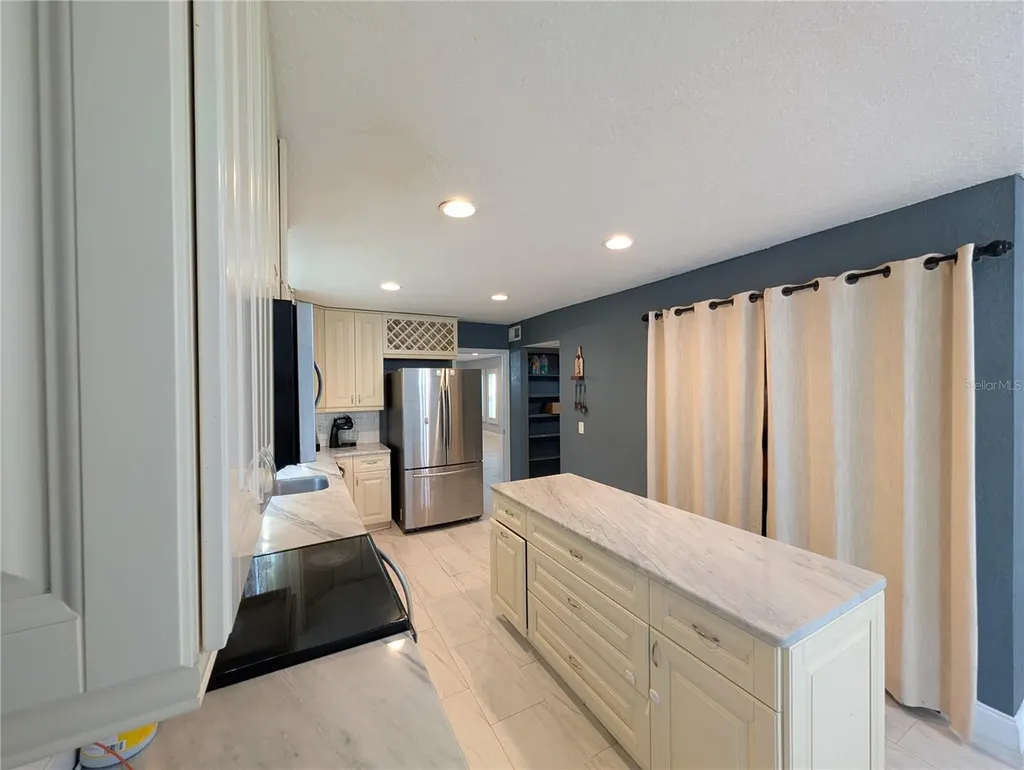 4107 Hudson Way Tampa FL 33618