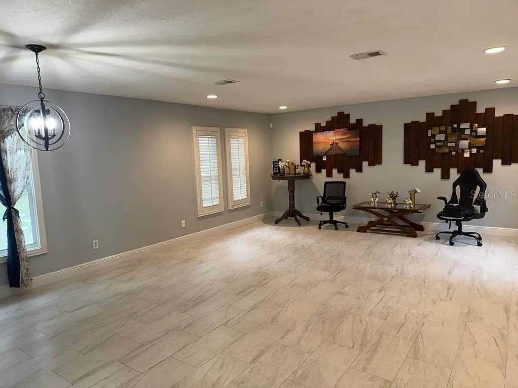4107 Hudson Way Tampa FL 33618