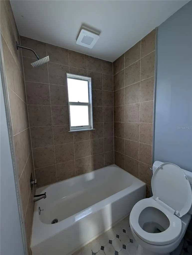 4107 Hudson Way Tampa FL 33618