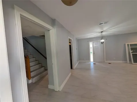 4107 Hudson Way Tampa FL 33618