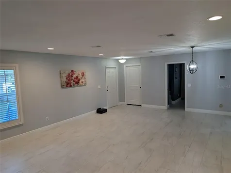 4107 Hudson Way Tampa FL 33618