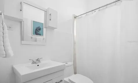 250 Calle Del Parque San Juan PR 00912