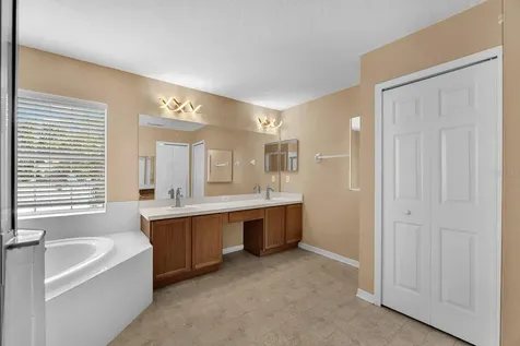10904 Summerton Drive Riverview FL 33579