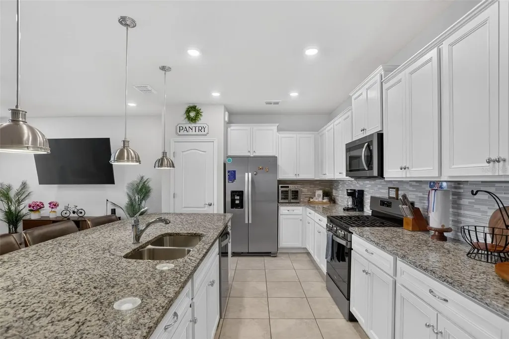 7573 Oak Spring Lane Davenport FL 33837