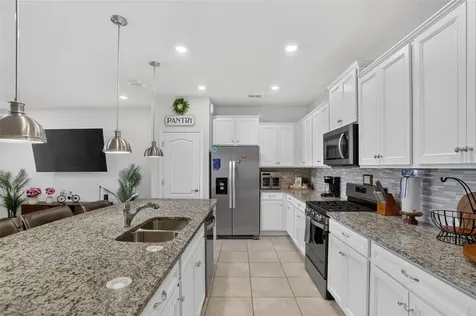 7573 Oak Spring Lane Davenport FL 33837