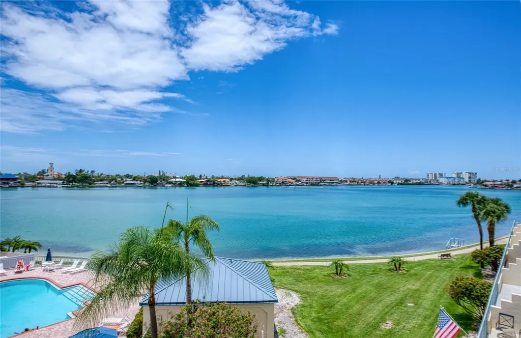 7974 Sailboat Key Boulevard S South Pasadena FL 33707