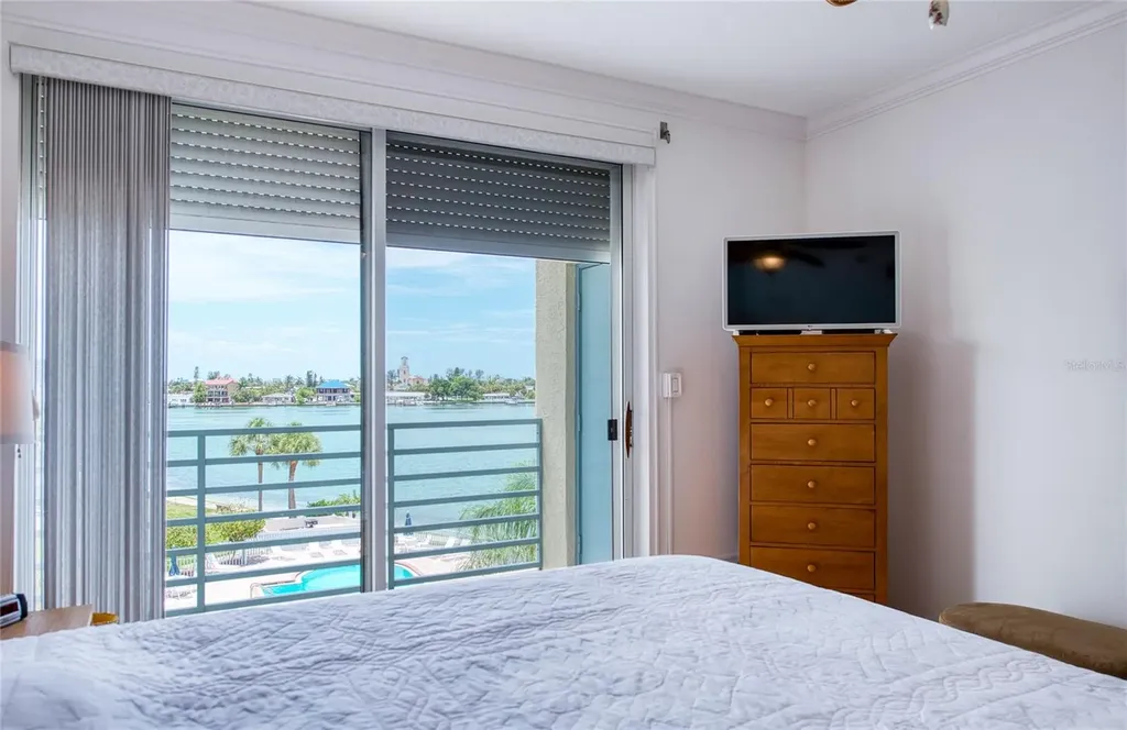 7974 Sailboat Key Boulevard S South Pasadena FL 33707