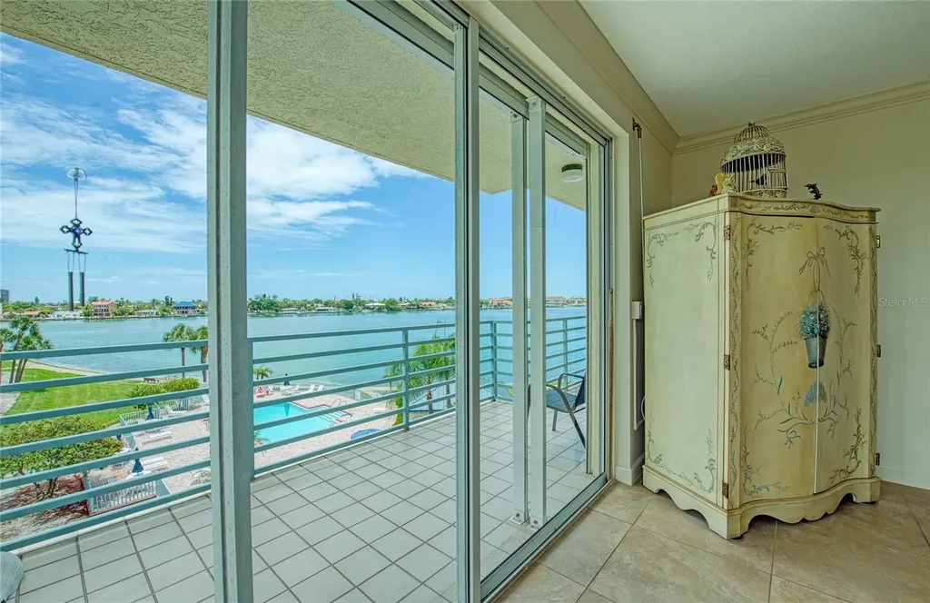 7974 Sailboat Key Boulevard S South Pasadena FL 33707
