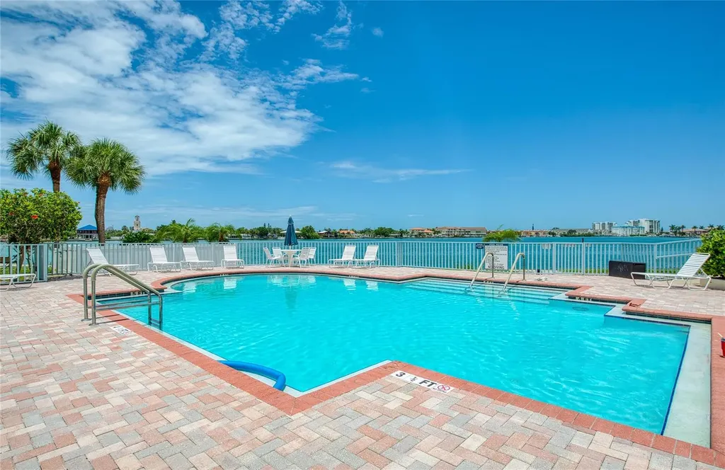 7974 Sailboat Key Boulevard S South Pasadena FL 33707