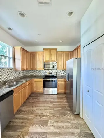 1122 Priory Circle Winter Garden FL 34787