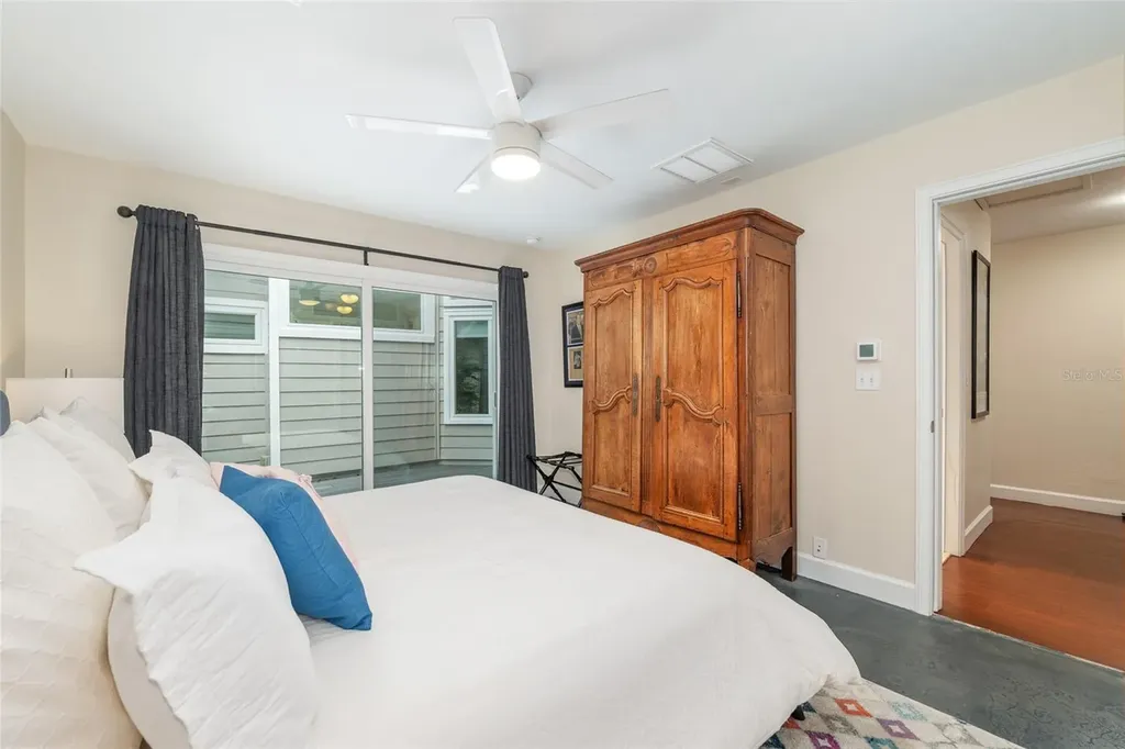 1810 NW 17th Lane Gainesville FL 32605