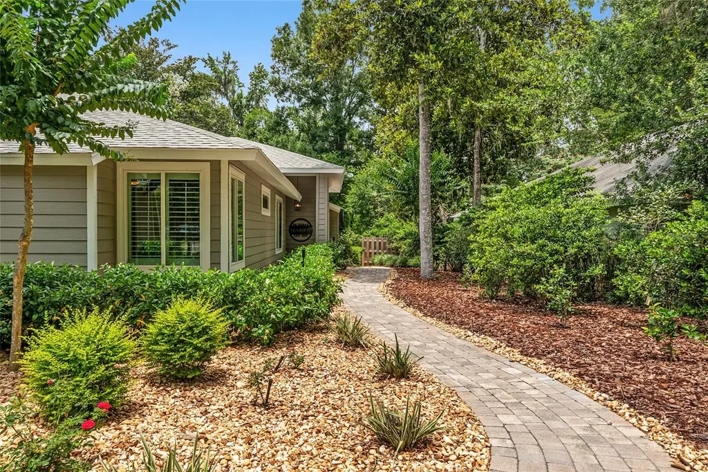 1810 NW 17th Lane Gainesville FL 32605