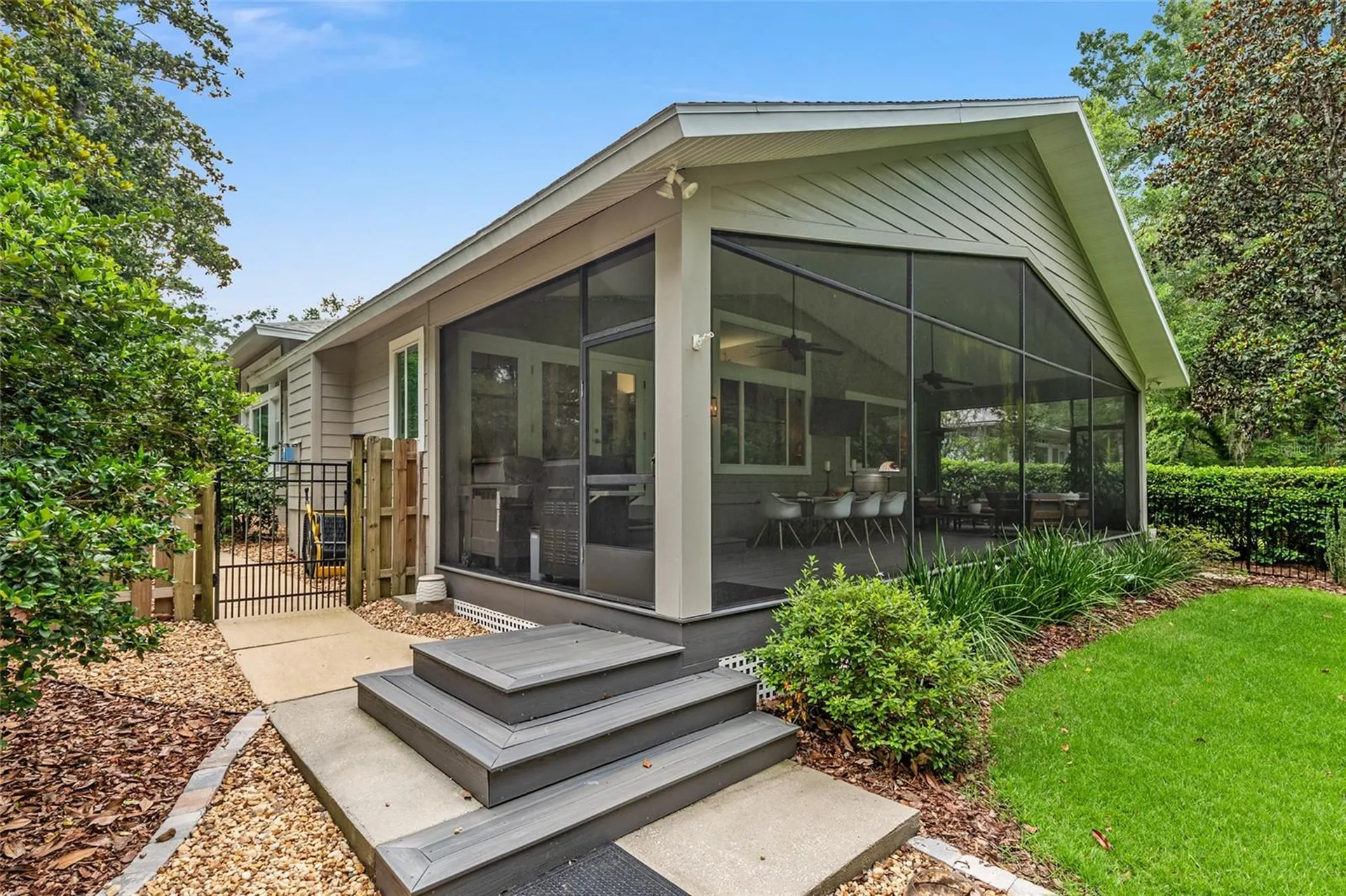 1810 NW 17th Lane Gainesville FL 32605
