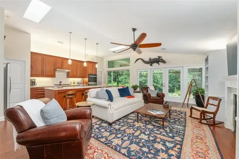 1810 NW 17th Lane Gainesville FL 32605