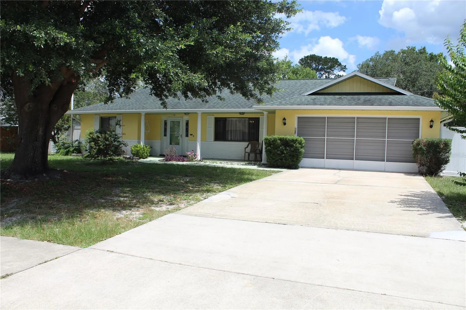 2203 India Boulevard Deltona FL 32738