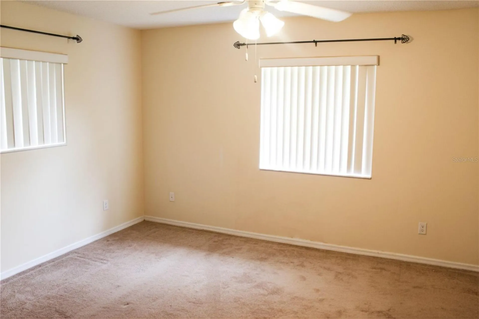2203 India Boulevard Deltona FL 32738