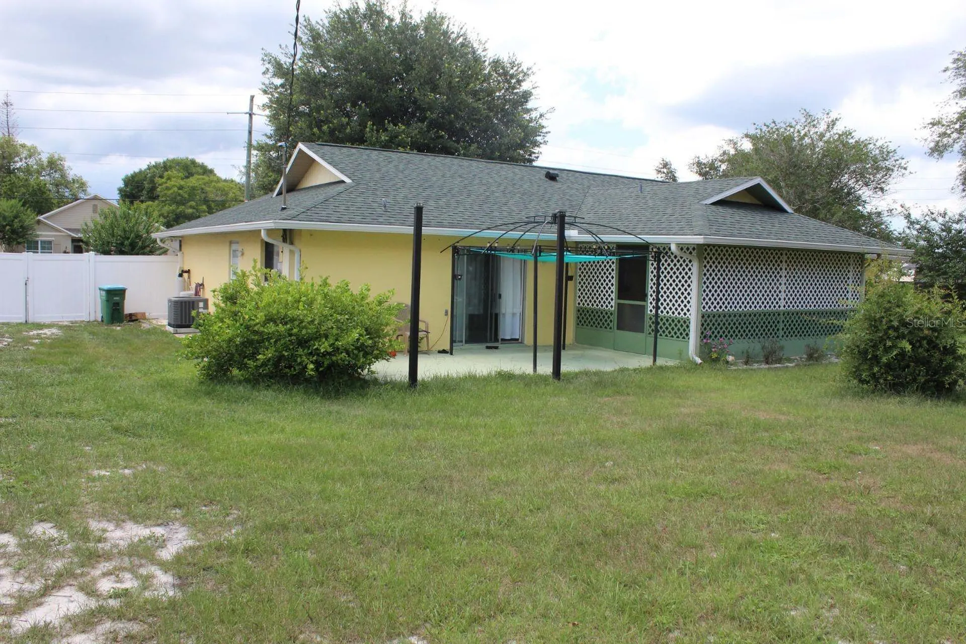 2203 India Boulevard Deltona FL 32738