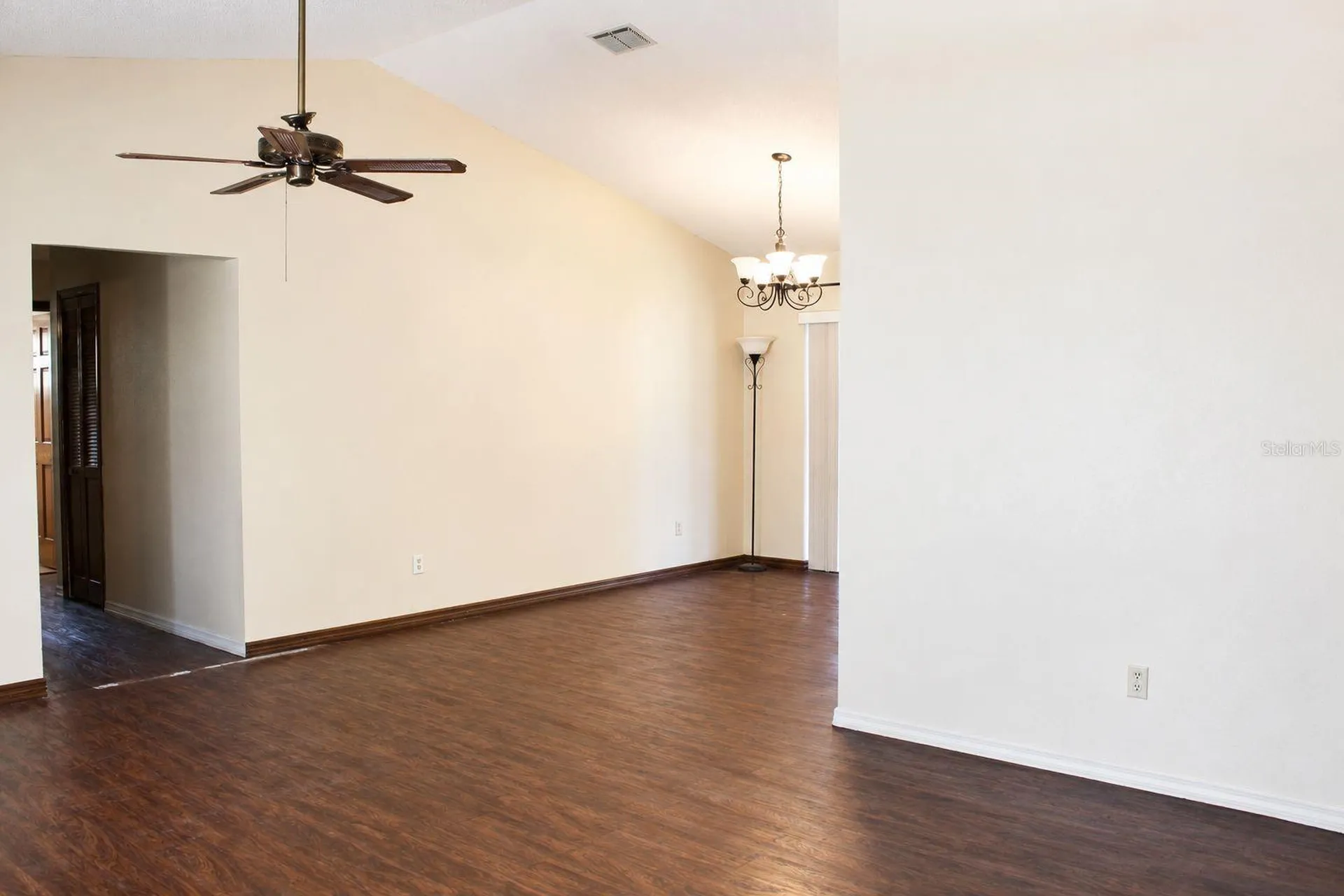 2203 India Boulevard Deltona FL 32738
