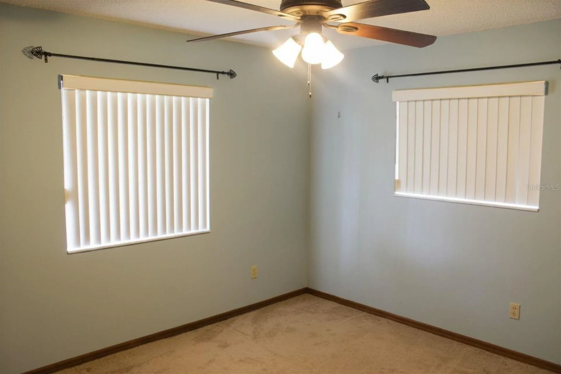 2203 India Boulevard Deltona FL 32738