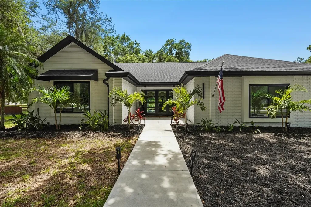 906 136th Street E Bradenton FL 34212