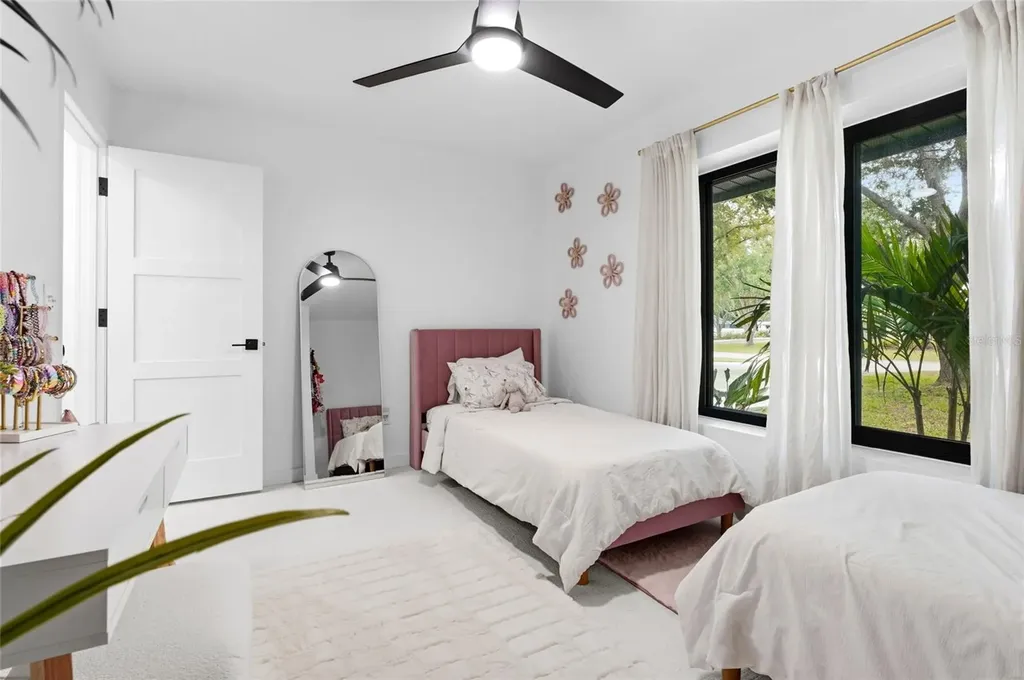 906 136th Street E Bradenton FL 34212