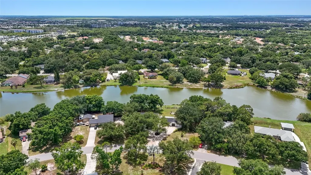 906 136th Street E Bradenton FL 34212