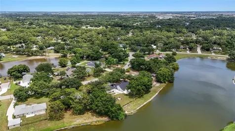 906 136th Street E Bradenton FL 34212