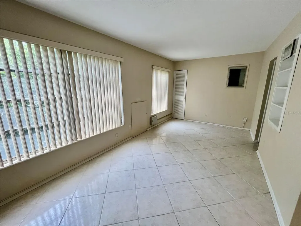 2042 Australia Way W Clearwater FL 33763