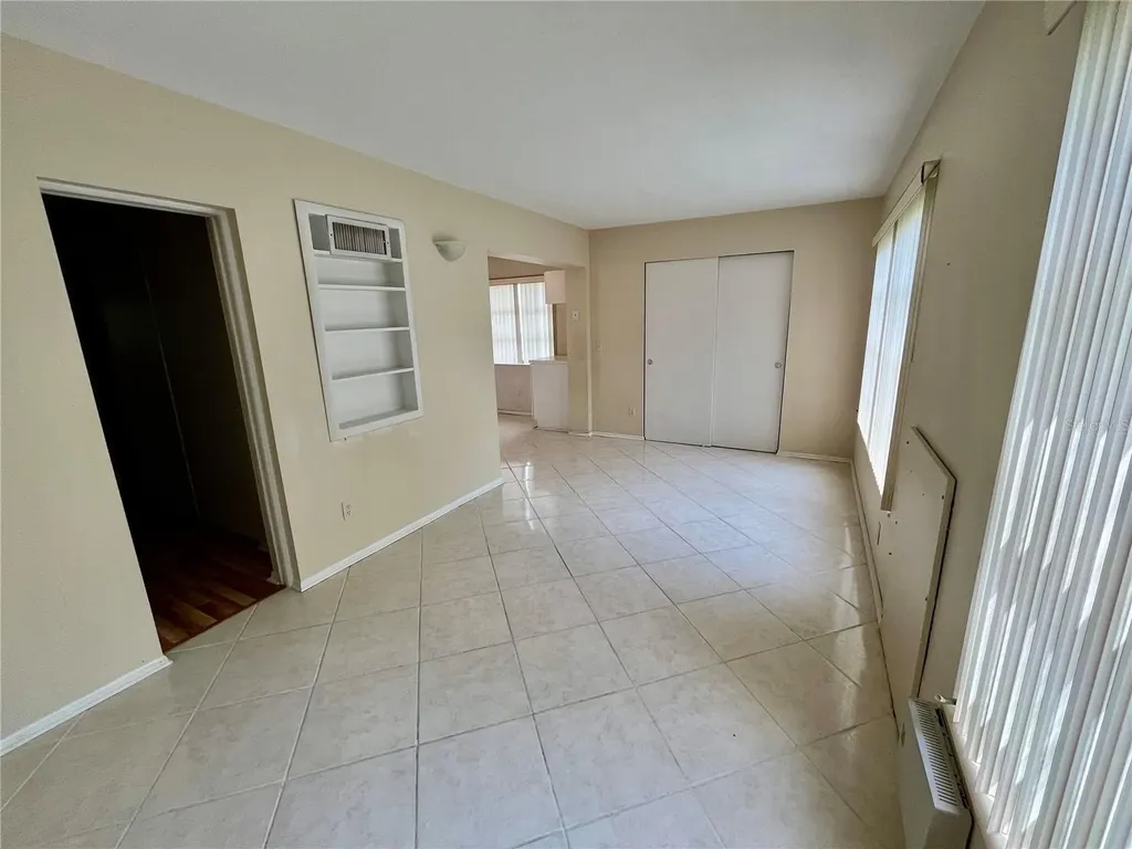 2042 Australia Way W Clearwater FL 33763