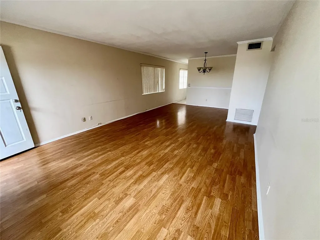 2042 Australia Way W Clearwater FL 33763
