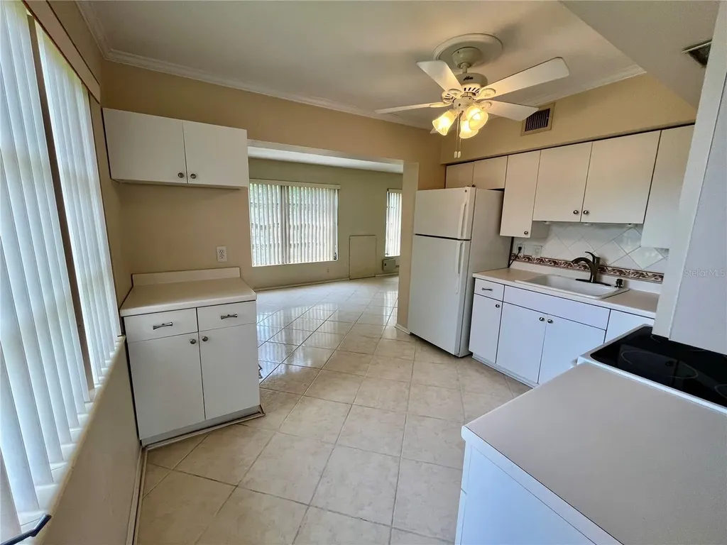 2042 Australia Way W Clearwater FL 33763