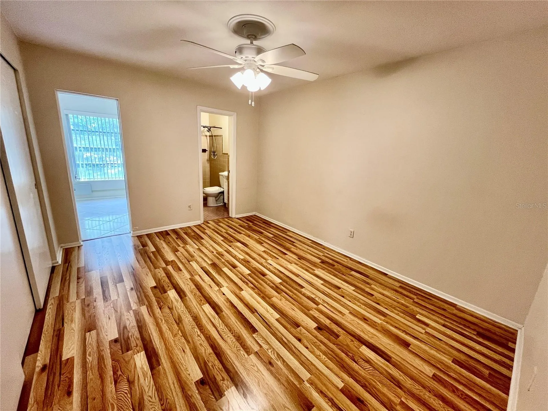 2042 Australia Way W Clearwater FL 33763