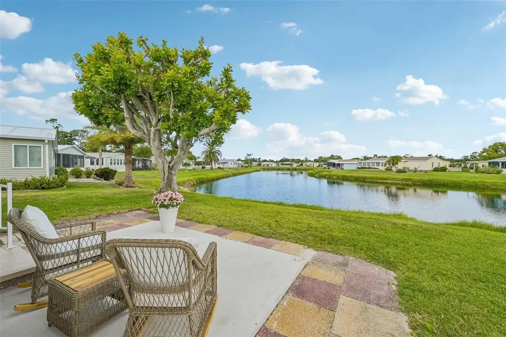 830 Seabrooke Drive Englewood FL 34223