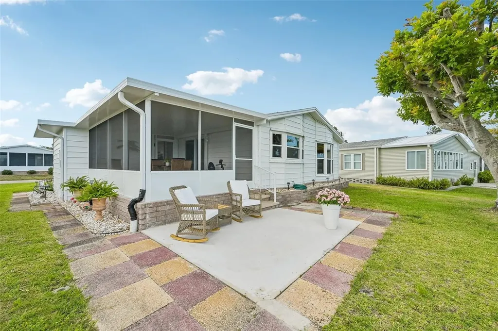 830 Seabrooke Drive Englewood FL 34223