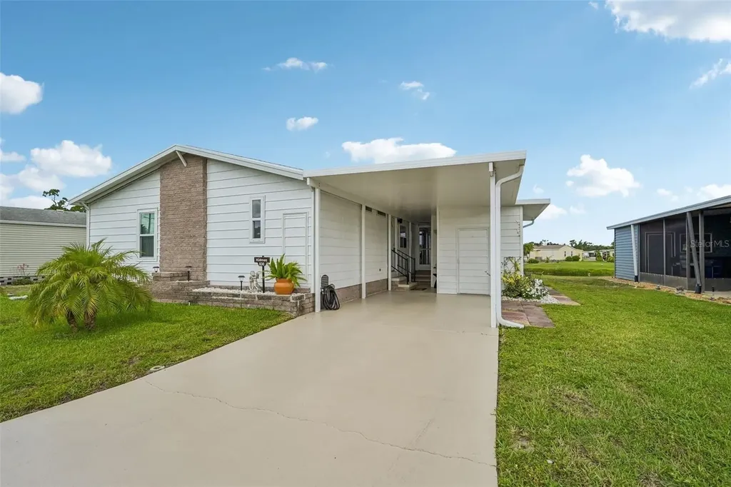 830 Seabrooke Drive Englewood FL 34223