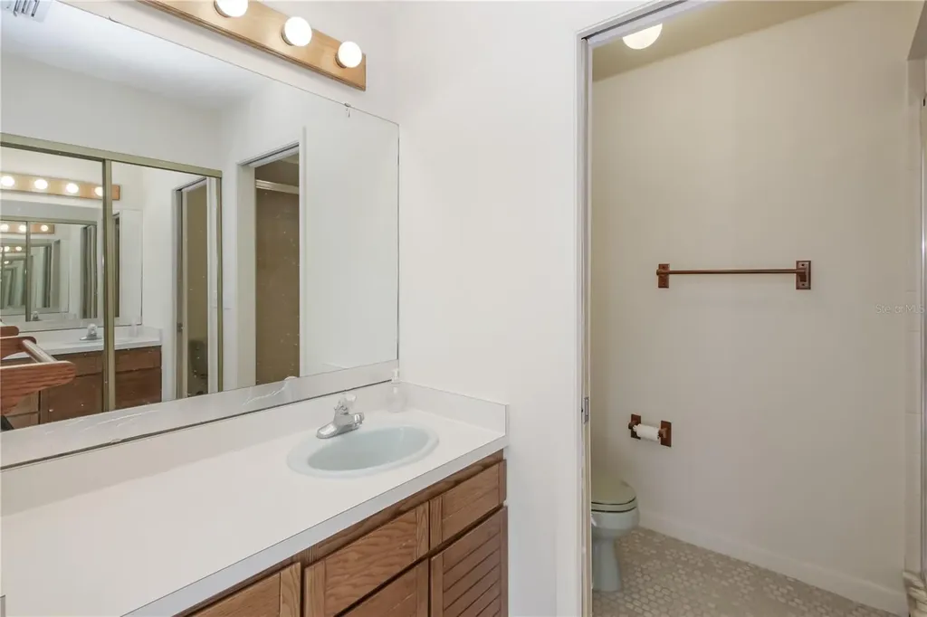 3020 Division Street Oviedo FL 32765
