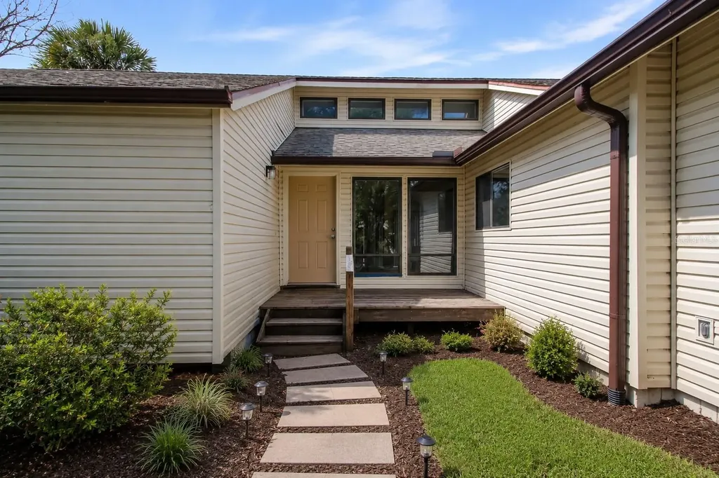 3020 Division Street Oviedo FL 32765