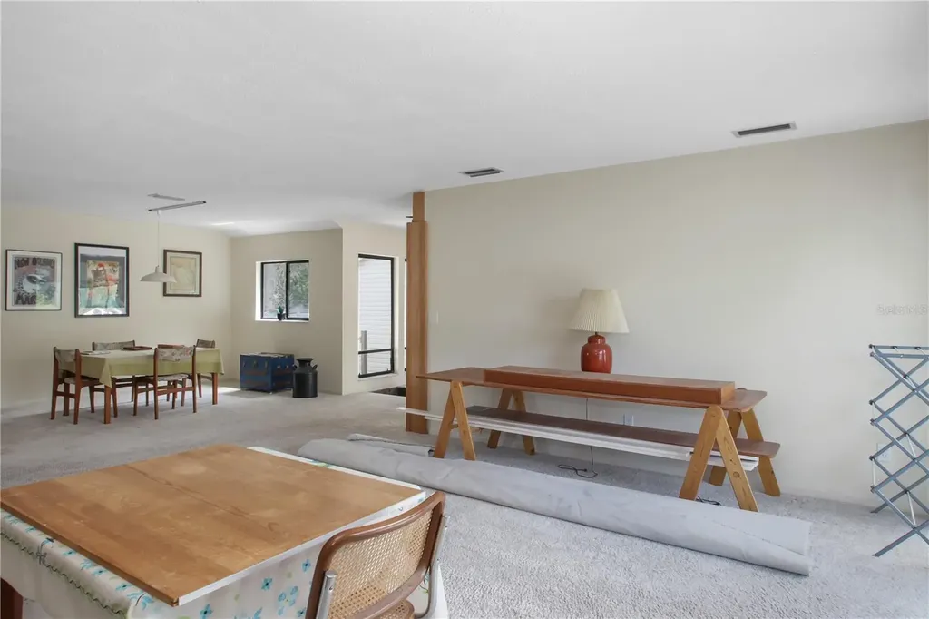 3020 Division Street Oviedo FL 32765