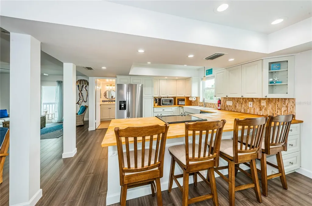 8432 W Gulf Boulevard Treasure Island FL 33706