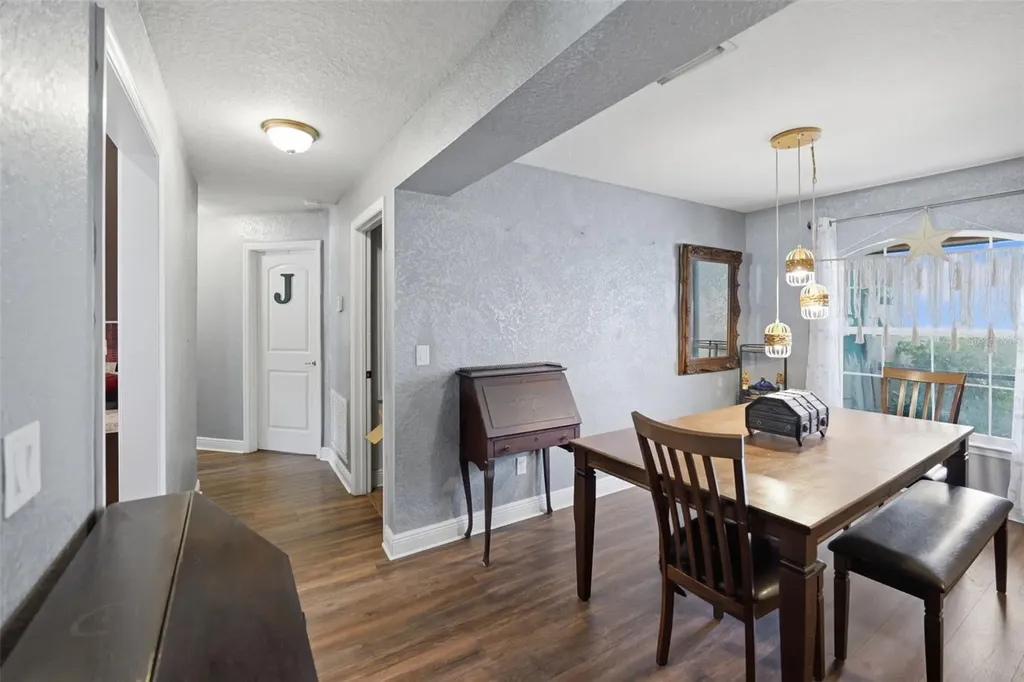 12270 House Finch Road Weeki Wachee FL 34614